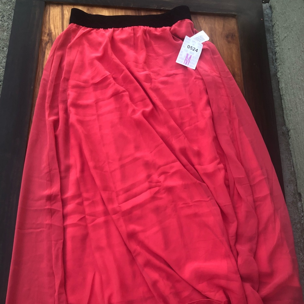 Lularoe med coral Lucy NWT